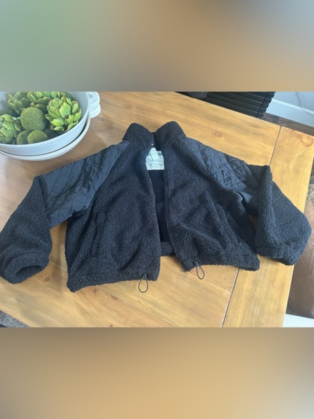 NWT Aerie Cozy Black Sherpa Jacket with Quilted Sleeves